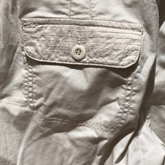 Crop pant With Drawstring wAist and front pockets. - Picture 6 of 8